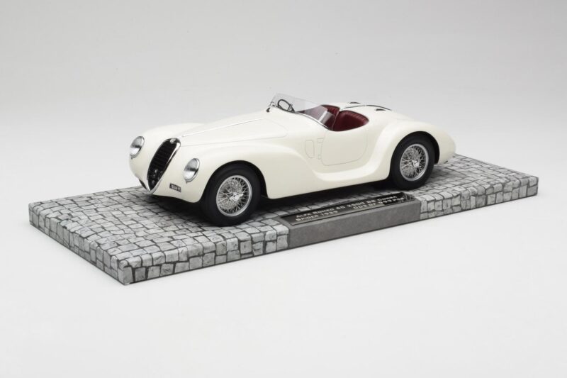Alfa Romeo 6C 2500 SS Corsa Spider Bianco Minichamps 1:18 107120232 Resina