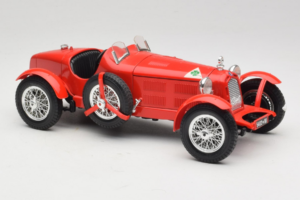 Alfa Romeo 8C 2300 Monza Rosso Bburago 1:18 3014 Pressofusione — immagine 4 di 6