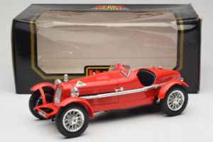 Alfa Romeo 8C 2300 Monza Rosso Bburago 1:18 3014 Pressofusione — immagine 6 di 6