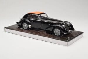 Alfa Romeo 8C 2900B Lungo Nero Minichamps 1:18 100120421 Pressofusione — immagine 6 di 8