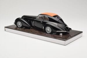 Alfa Romeo 8C 2900B Lungo Nero Minichamps 1:18 100120421 Pressofusione — immagine 7 di 8