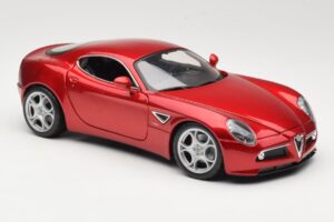 Alfa Romeo 8C Competizione Rosso Bburago 1:18 18-11021 Pressofusione — immagine 6 di 8