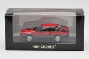 Alfa Romeo Alfetta GTV6 Rosso Minichamps 1:43 400120140 Pressofusione — immagine 4 di 4