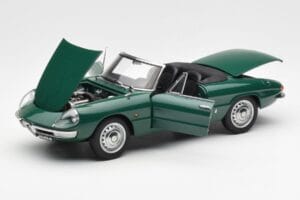 Alfa Romeo Duetto Spider Verde AUTOart 1:18 70138 Pressofusione — immagine 2 di 8