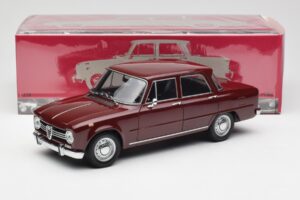Alfa Romeo Giulia 1300 Rosso Scuro Minichamps 1:18 180120906 Pressofusione — immagine 8 di 8
