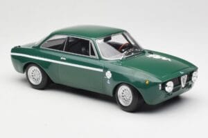 Alfa Romeo GTA 1300 Junior Verde Minichamps 1:18 155120022 Pressofusione — immagine 4 di 6