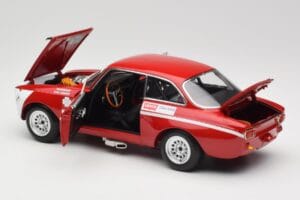 Alfa Romeo GTA 1300 Junior #33 T. Hezemans / G. van Lennep Hezemans Jarama 1972 Minichamps 1:18 100721233 Pressofusione — immagine 5 di 8