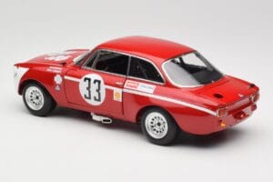 Alfa Romeo GTA 1300 Junior #33 T. Hezemans / G. van Lennep Hezemans Jarama 1972 Minichamps 1:18 100721233 Pressofusione — immagine 7 di 8