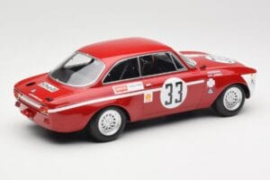 Alfa Romeo GTA 1300 Junior #33 T. Hezemans / G. van Lennep Division 1 Winners 4 Hours of Jarama 1972 Minichamps 1:18 15572123 — immagine 2 di 6