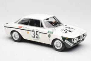Alfa Romeo GTA 1300 Junior #35 C. Colzani / Pooky / G. Venturi 4 Hours of Jarama 1972 Minichamps 1:18 155721235 Pressofusione — immagine 4 di 6
