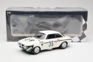 Alfa Romeo GTA 1300 Junior #35 C. Colzani / Pooky / G. Venturi 4 Hours of Jarama 1972 Minichamps 1:18 155721235 Pressofusione — immagine 6 di 6