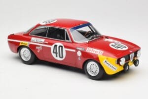 Alfa Romeo GTA 1300 Junior #40 F. Picchi / J-C. Chasseuil Division 1 Winners 12 Hours of Paul Ricard 1971 Minichamps 1:18 155 — immagine 4 di 6