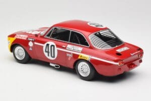 Alfa Romeo GTA 1300 Junior #40 F. Picchi / J-C. Chasseuil Division 1 Winners 12 Hours of Paul Ricard 1971 Minichamps 1:18 155 — immagine 5 di 6