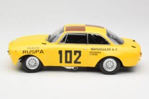 Alfa Romeo GTA 1300 #102 Squadra Corse R. Zanetti / M. Ruspa / Monzeglio Targa Florio 1971 Minichamps 1:18 155711202 Pressofu — immagine 3 di 6