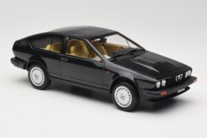 Alfa Romeo GTV6 2.5 Nero Laudoracing-Models 1:18 LM110C Pressofusione — immagine 4 di 6
