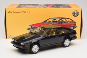 Alfa Romeo GTV6 2.5 Nero Laudoracing-Models 1:18 LM110C Pressofusione — immagine 6 di 6