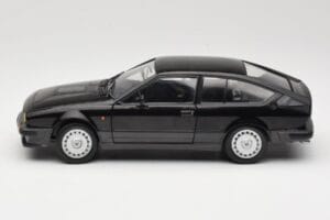 Alfa Romeo GTV6 Nero Solido 1:18 S1802302 Pressofusione — immagine 4 di 8