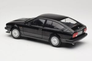 Alfa Romeo GTV6 Nero Solido 1:18 S1802302 Pressofusione — immagine 7 di 8