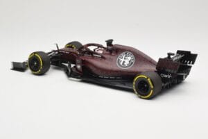 Alfa Romeo Racing C38 #7 K. Raikkonen Valentine's Day Livery Shakedown Fiorano 14th February 2019 Minichamps 1:18 110199907 P — immagine 5 di 6