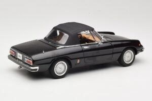 Alfa Romeo Spider 916 Veloce Nero Ricko 1:18 32107 Pressofusione — immagine 3 di 8