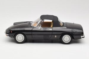 Alfa Romeo Spider 916 Veloce Nero Ricko 1:18 32107 Pressofusione — immagine 4 di 8