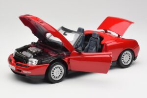 Alfa Romeo Spider 916 Alfa Rosso Maisto 1:18 50278 Pressofusione — immagine 2 di 8