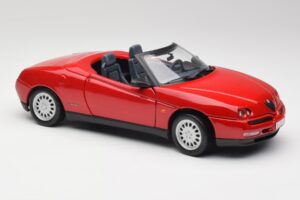 Alfa Romeo Spider 916 Alfa Rosso Maisto 1:18 50278 Pressofusione — immagine 6 di 8