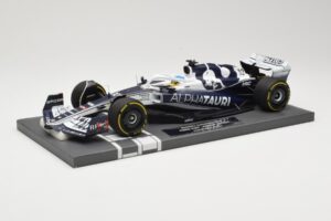 AlphaTauri AT03 #10 P. Gasly Bahrain GP 2022 Minichamps 1:18 117220110 Pressofusione — immagine 2 di 6