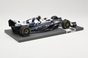 AlphaTauri AT03 #22 Y. Tsunoda Bahrain GP 2022 Minichamps 1:18 117220122 Pressofusione — immagine 3 di 6