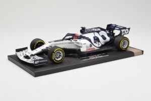AlphaTauri Honda AT01 #26 D. Kvyat Italian GP 2020 Minichamps 1:18 117200826 Pressofusione — immagine 2 di 6