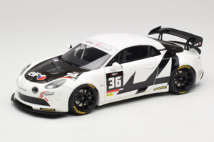 Alpine A110 GT4+ #36 J. Pla / J. Gilbert / J-M. Leandri Ultimate GT Endurance Cup 2024 Otto 1:18 OT1201 Resina