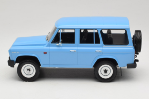ARO 244 D Blu Aurora Models 1:18 TH180-01 Pressofusione — immagine 3 di 6