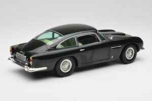 Aston Martin DB5 California Salvia Chrono 1:18 H1001 Pressofusione — immagine 3 di 8