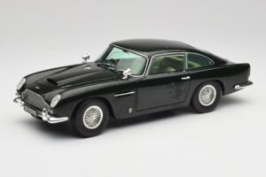 Aston Martin DB5 California Salvia Chrono 1:18 H1001 Pressofusione