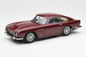 Aston Martin DB5 Dubonnet Rosso AUTOart 1:18 70213 Pressofusione