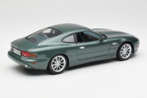 Aston Martin DB7 Vantage Verde Maisto 1:18 36880 Pressofusione — immagine 3 di 8