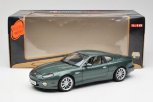 Aston Martin DB7 Vantage Verde Maisto 1:18 36880 Pressofusione — immagine 8 di 8