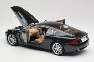 Aston Martin DB9 Nero Solido 1:18 15025600 Pressofusione — immagine 5 di 8