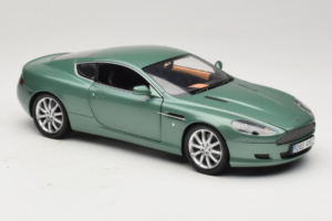 Aston Martin DB9 Verde Minichamps 1:18 150137322 Pressofusione — immagine 6 di 8