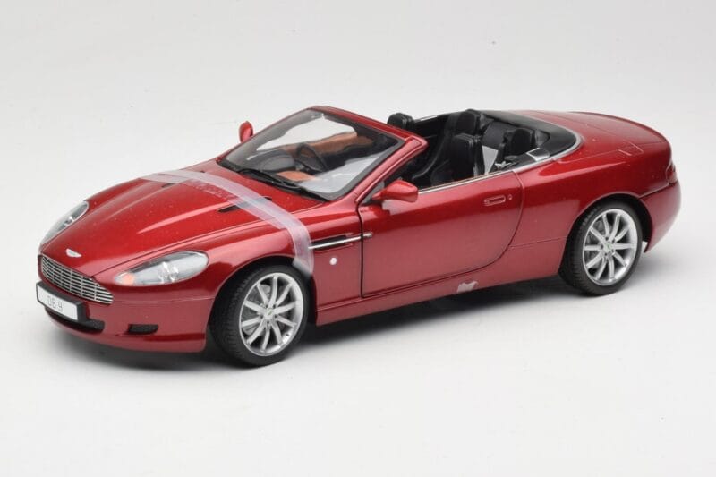 Aston Martin DB9 Volante Rosso Solido 1:18 8163 Pressofusione
