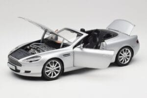 Aston Martin DB9 Volante Argento Minichamps 1:18 150137334 Pressofusione — immagine 2 di 8