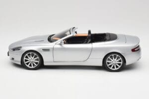 Aston Martin DB9 Volante Argento Minichamps 1:18 150137334 Pressofusione — immagine 4 di 8