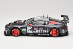 Aston Martin DBR9 GT1 #59 Team Modena A. Garcia / J. Menten / C. Fittipaldi 24 Hours of Le Mans 2006 Solido 1:18 80014 Presso — immagine 4 di 8