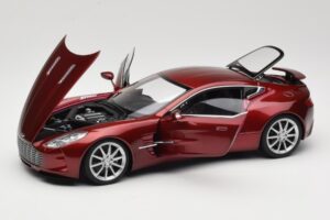 Aston Martin One-77 Diavolo Red AUTOart 1:18 70245 Pressofusione — immagine 2 di 8