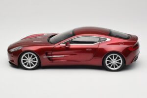 Aston Martin One-77 Diavolo Red AUTOart 1:18 70245 Pressofusione — immagine 4 di 8