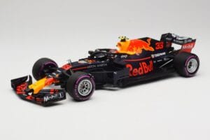 Aston Martin Red Bull Racing RB14 Tag Heuer #33 M. Verstappen Mexican GP 2018 Minichamps 1:18 110181933 Pressofusione