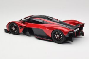 Aston Martin Valkyrie AMR Pro Hyper Red TopSpeed 1:18 TS0539 Pressofusione — immagine 5 di 6