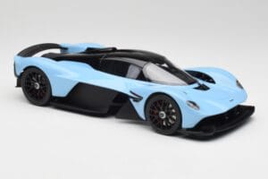 Aston Martin Valkyrie Racing Blu GT Spirit 1:18 GT915 Resina — immagine 4 di 6