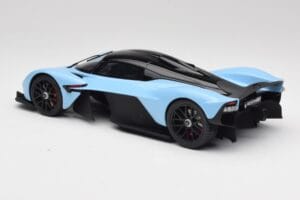 Aston Martin Valkyrie Racing Blu GT Spirit 1:18 GT915 Resina — immagine 5 di 6
