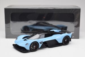 Aston Martin Valkyrie Racing Blu GT Spirit 1:18 GT915 Resina — immagine 6 di 6